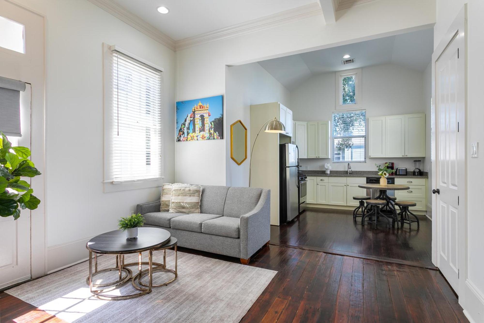 Apartmán Charming 2Br On Carondelet By Hosteeva New Orleans Exteriér fotografie