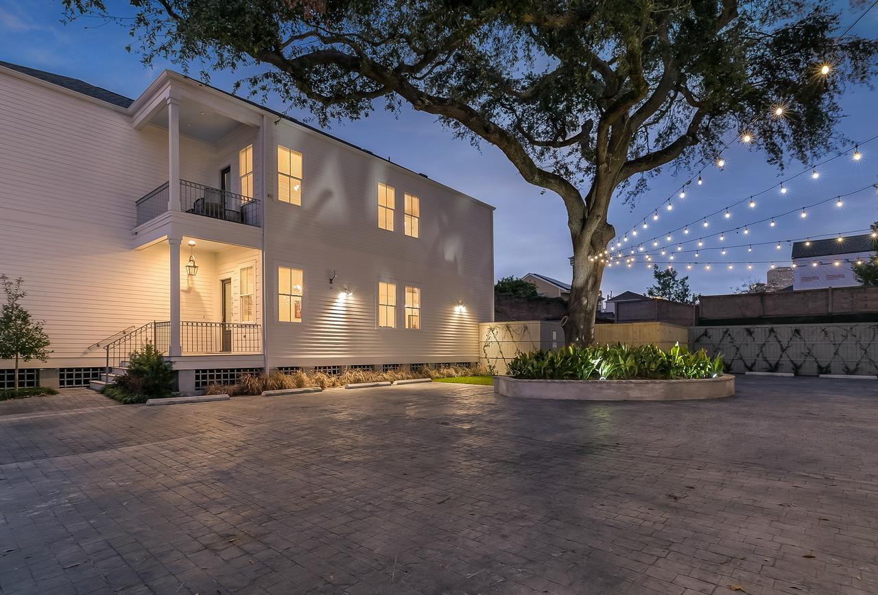 Apartmán Charming 2Br On Carondelet By Hosteeva New Orleans Exteriér fotografie