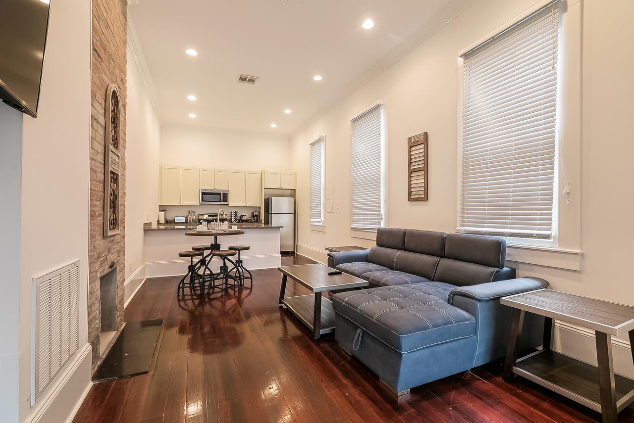 Apartmán Charming 2Br On Carondelet By Hosteeva New Orleans Exteriér fotografie